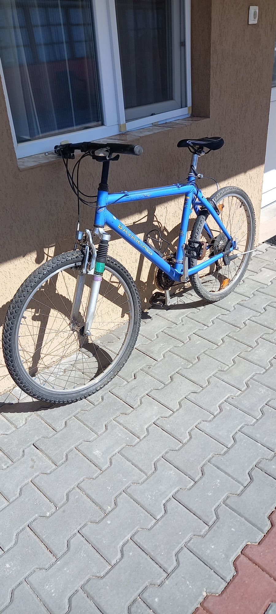 Vand bicicleta de femei și mountainbike