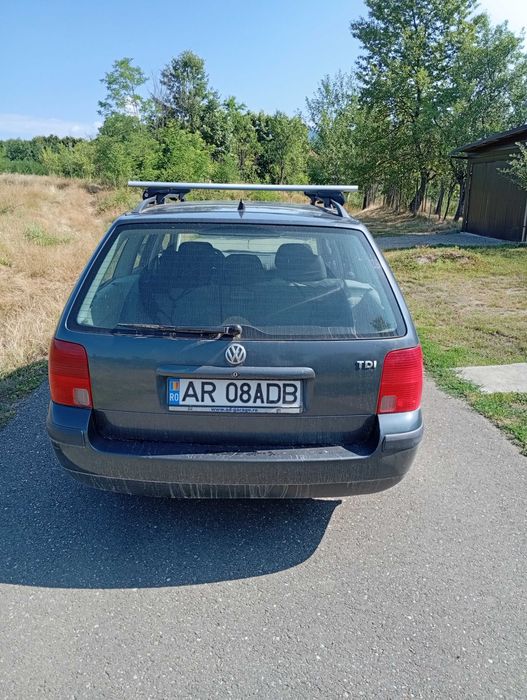 Vând Volkswagen Pasat