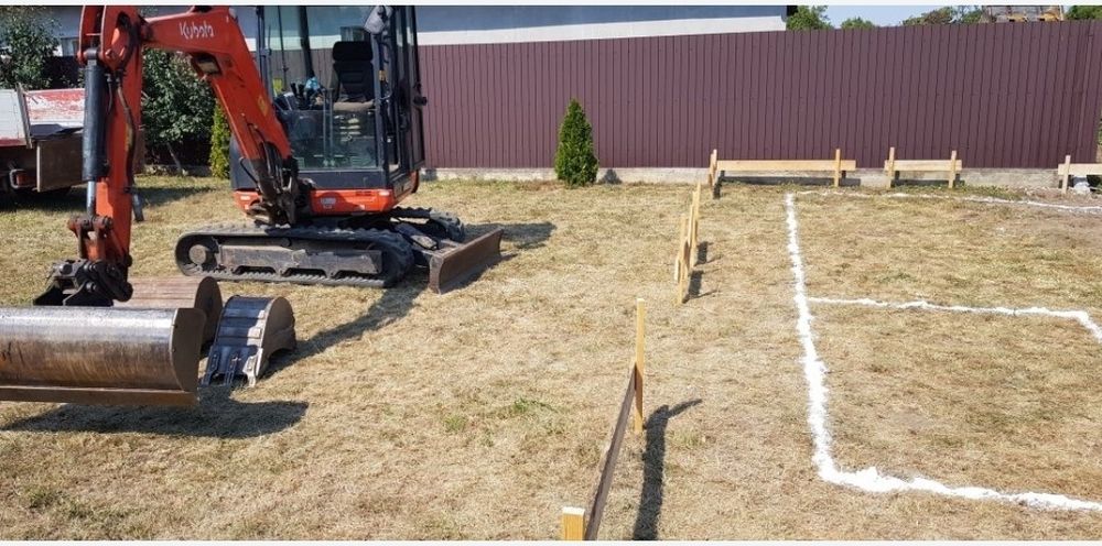 Oferim servicii cu mini excavator pentru tot felul de sapaturi