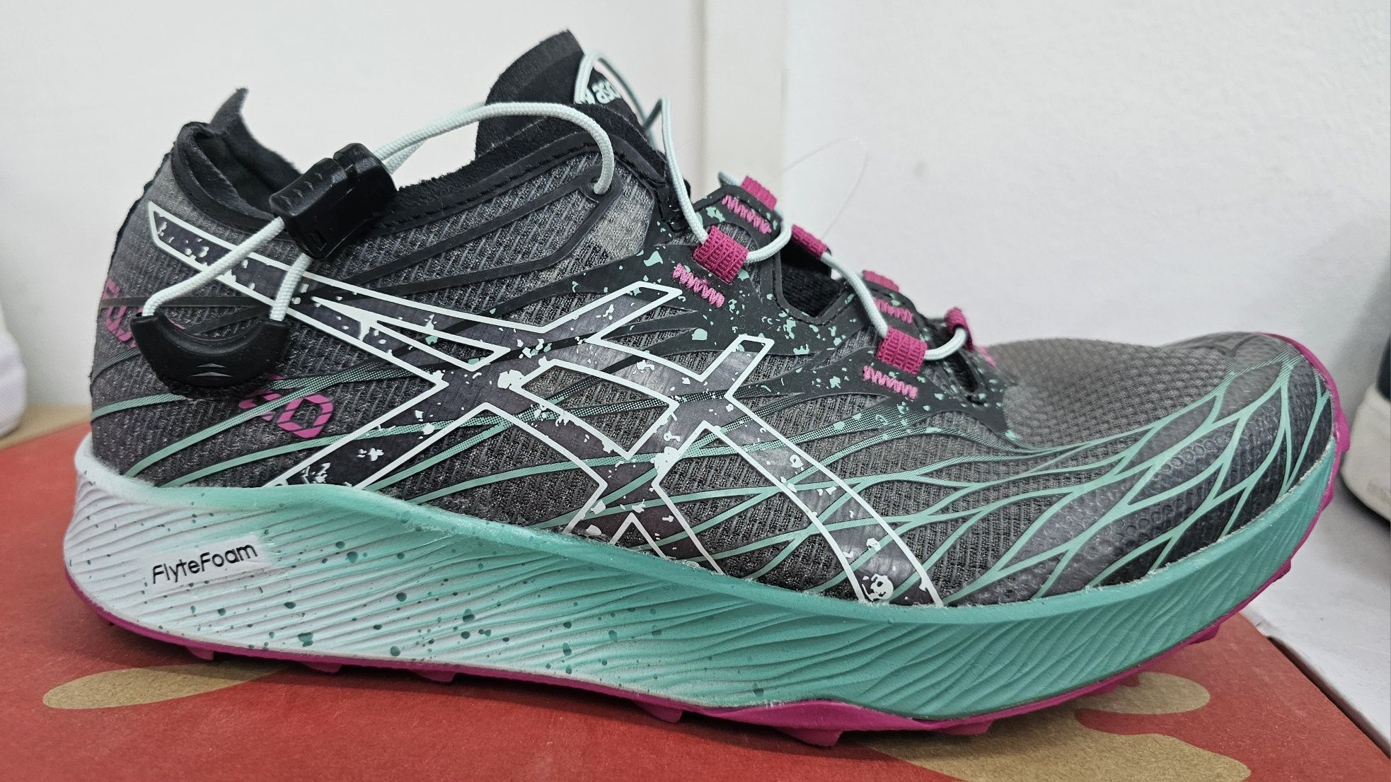 ASICS Fujispeed 39