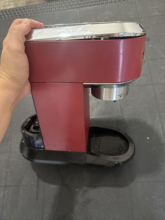 Espressor delonghi dedica