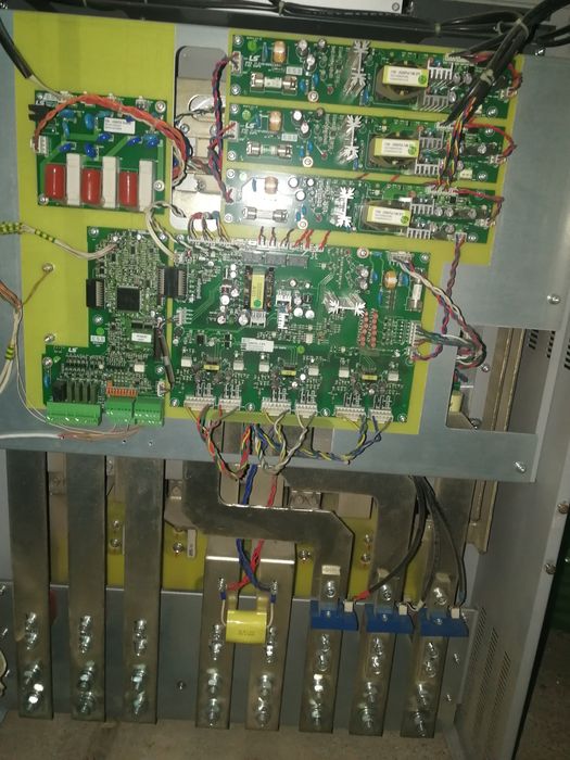 Motor si invertor trifazic 200 kw