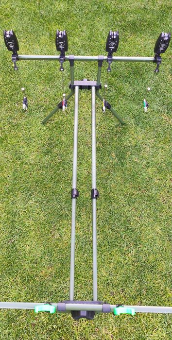 Set 4 Lansete 3,90m,4 Mulinete Tambur 10.000,Long Cast,Rod Pod Echipat