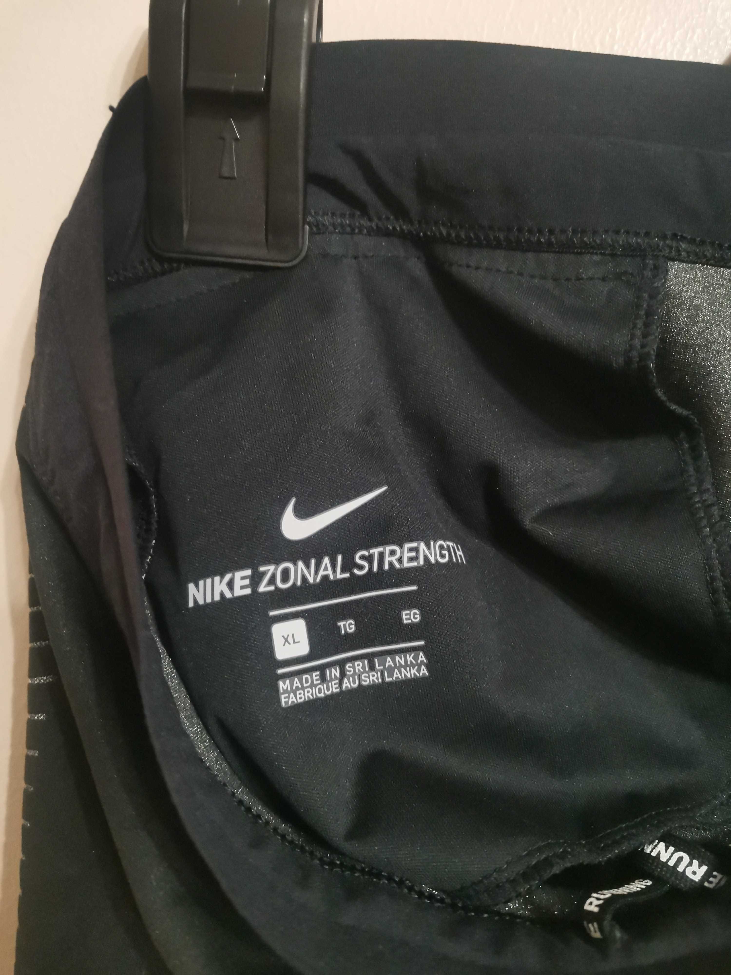 Nike Zonal Strength Men's Running Tights Pant.