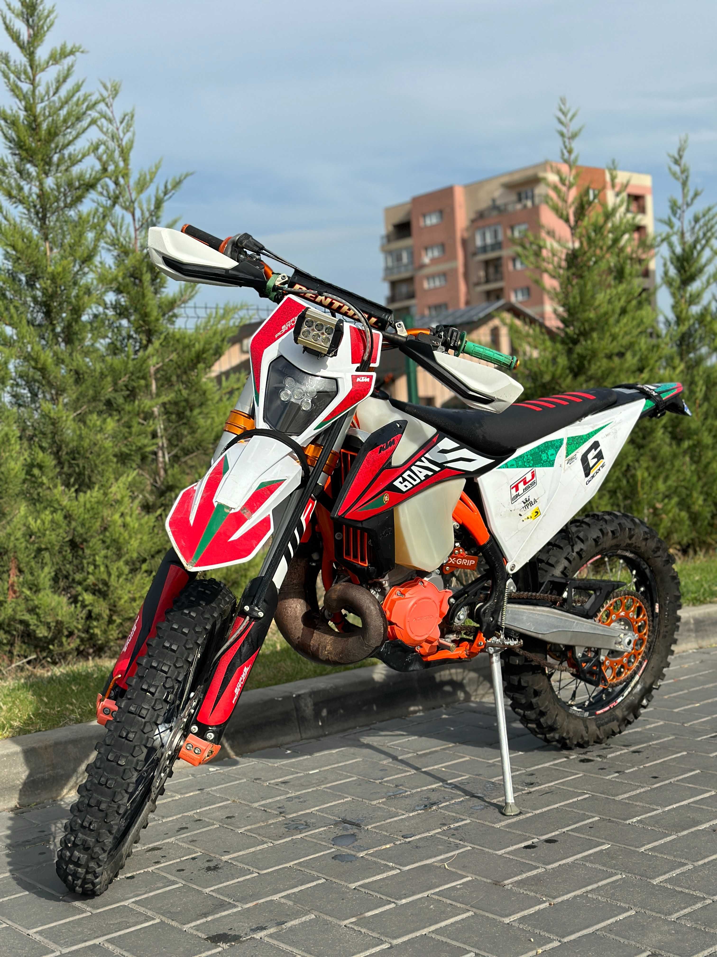 KTM 250 EXC TPI - SixDays 2020 - 39h - ultra echipat