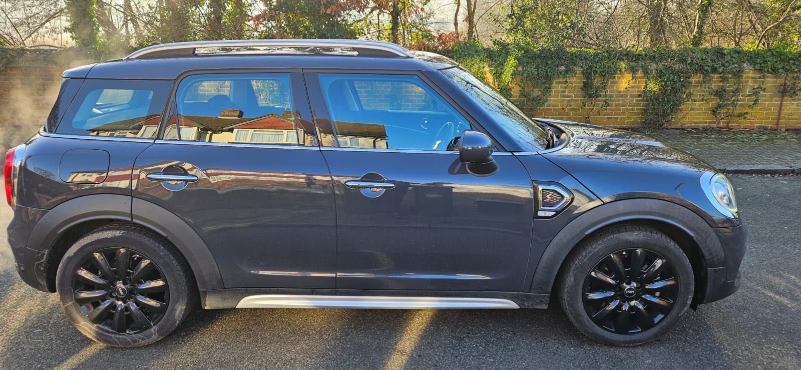 Продавам отлично поддържан Mini Cooper
