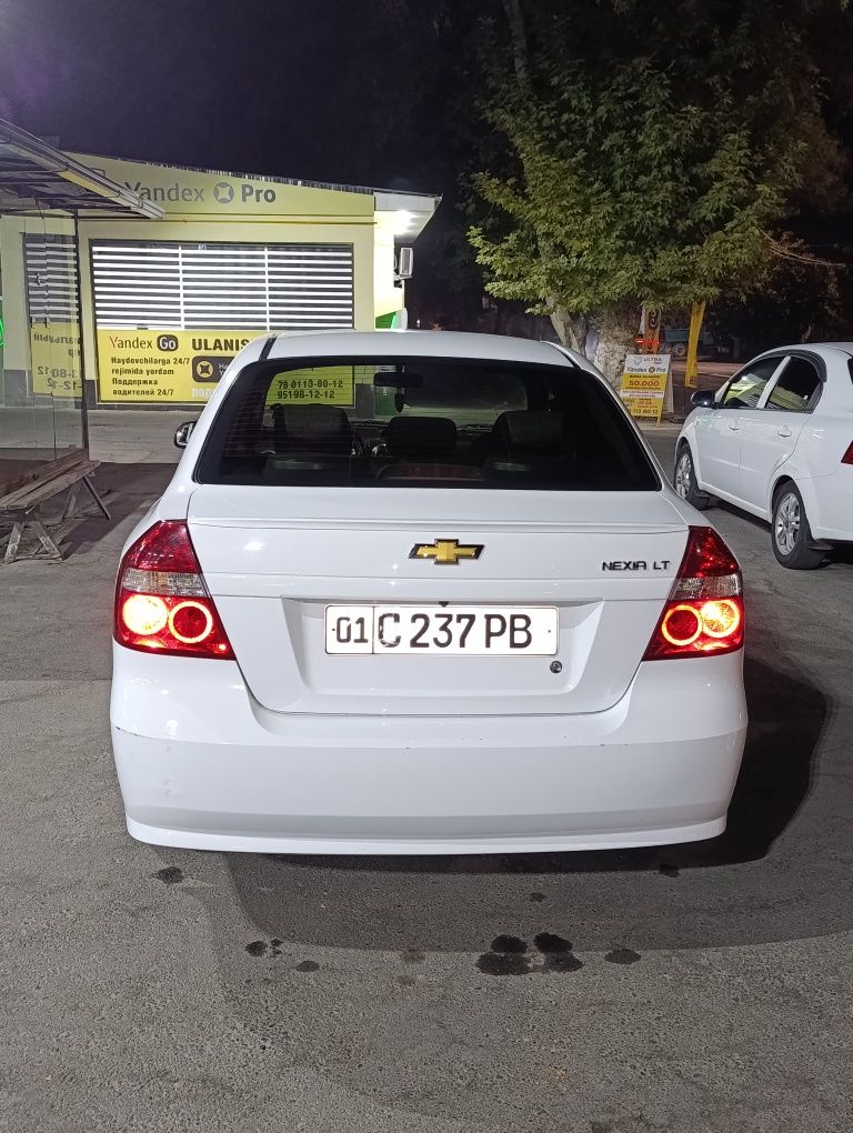 Neks 3 2 pazitsa