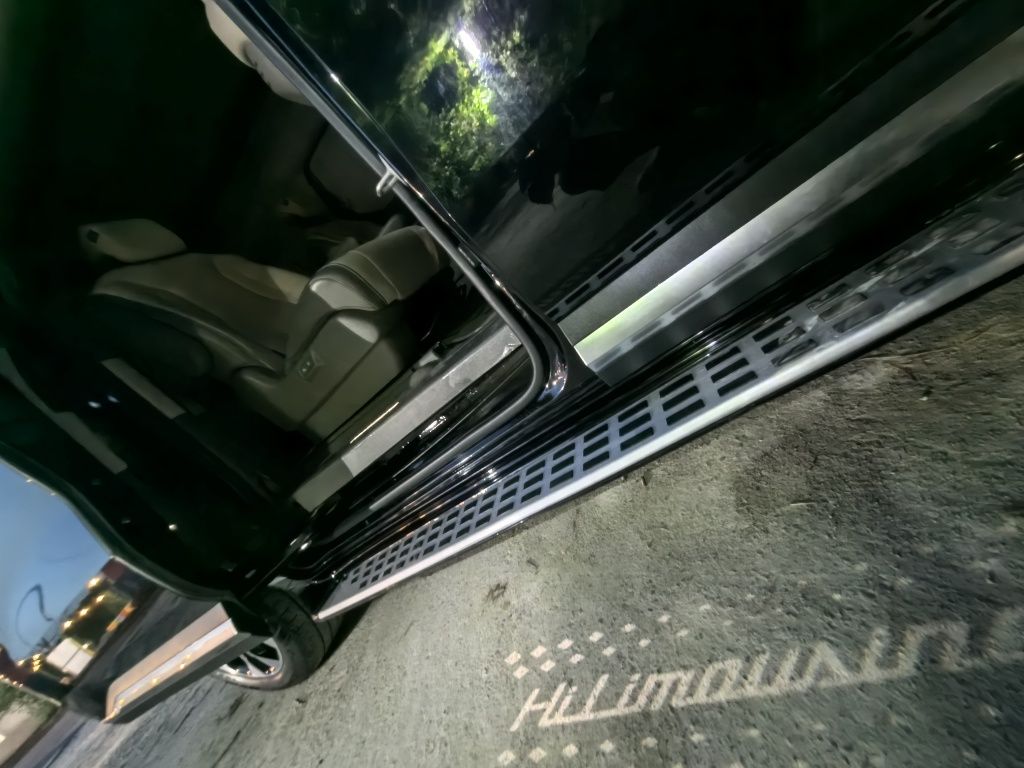 Kia carnival hi-limousine