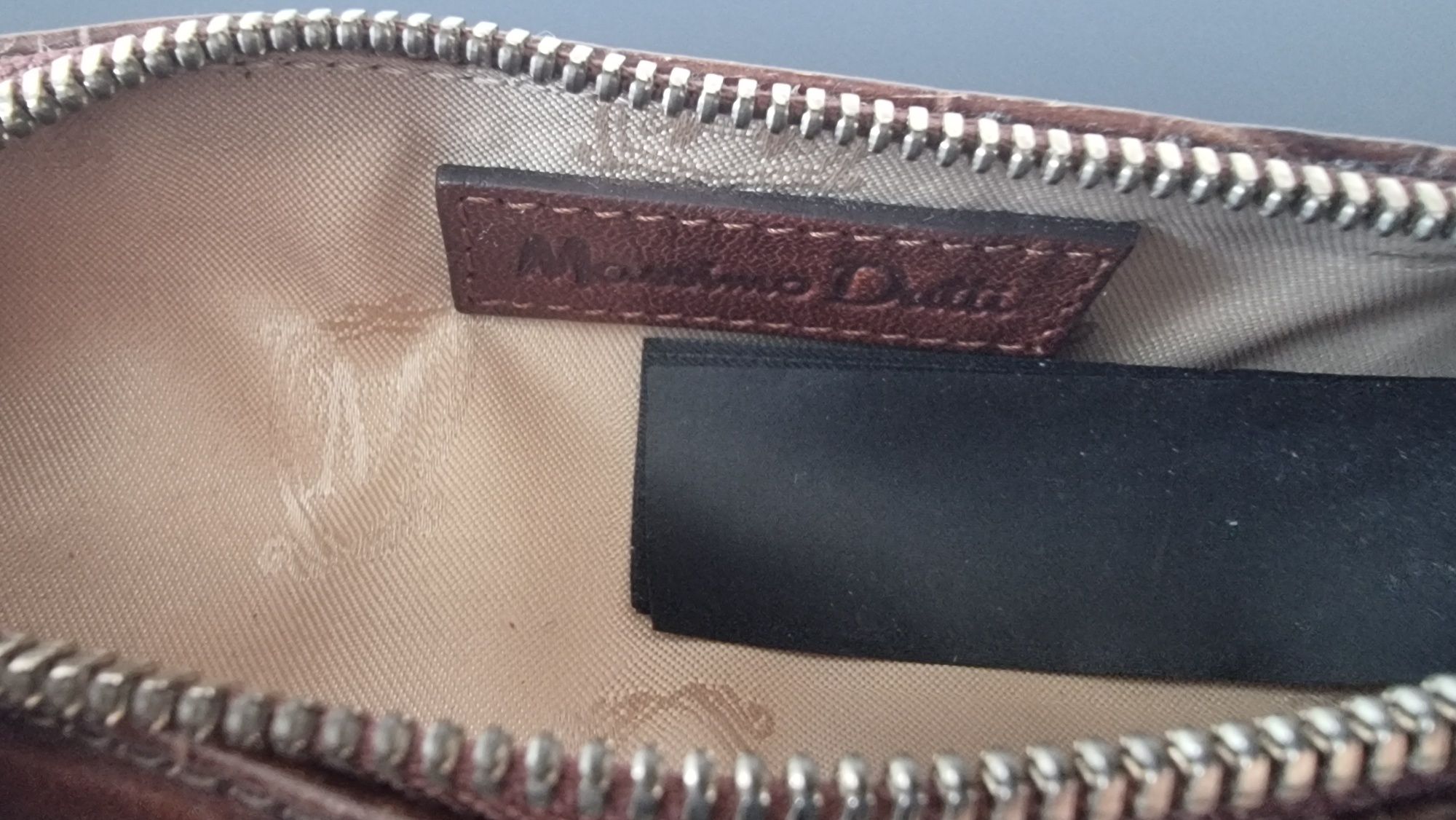 Massimo Dutti несесер от естествена кожа