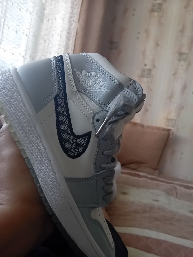 Jordan Dior shoes