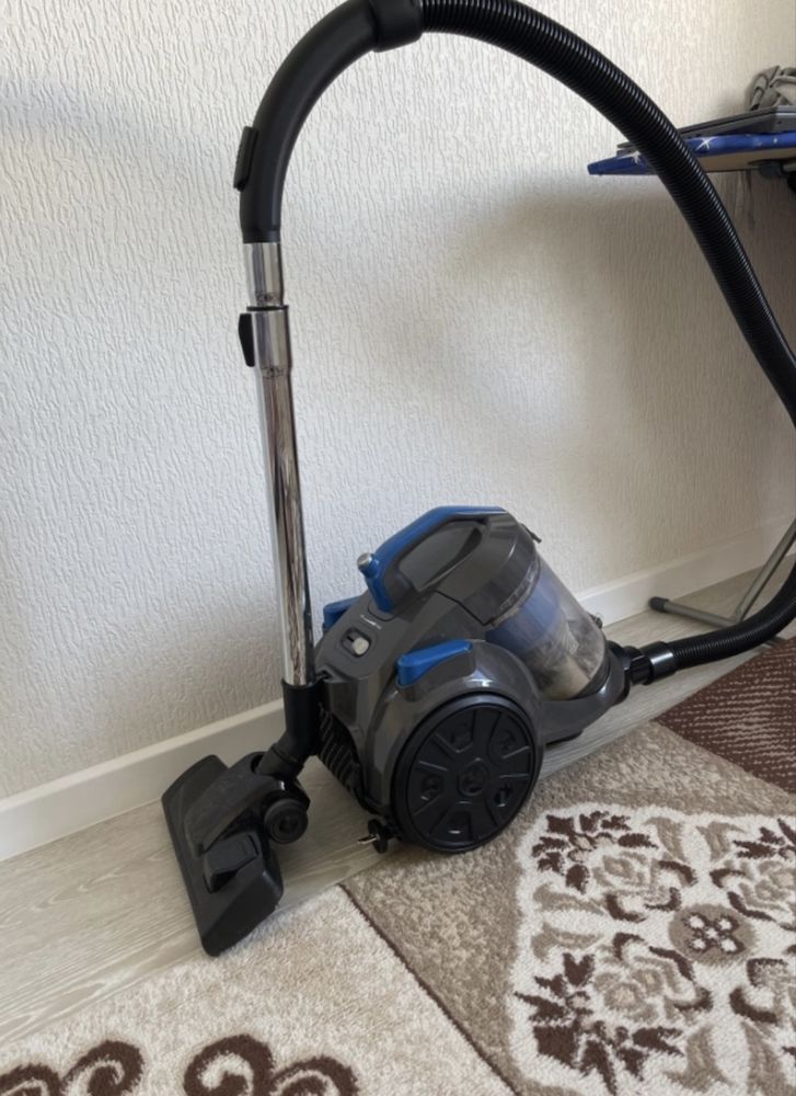 Продам пылесос DAUSCHER DVC-5530CN-TURBO