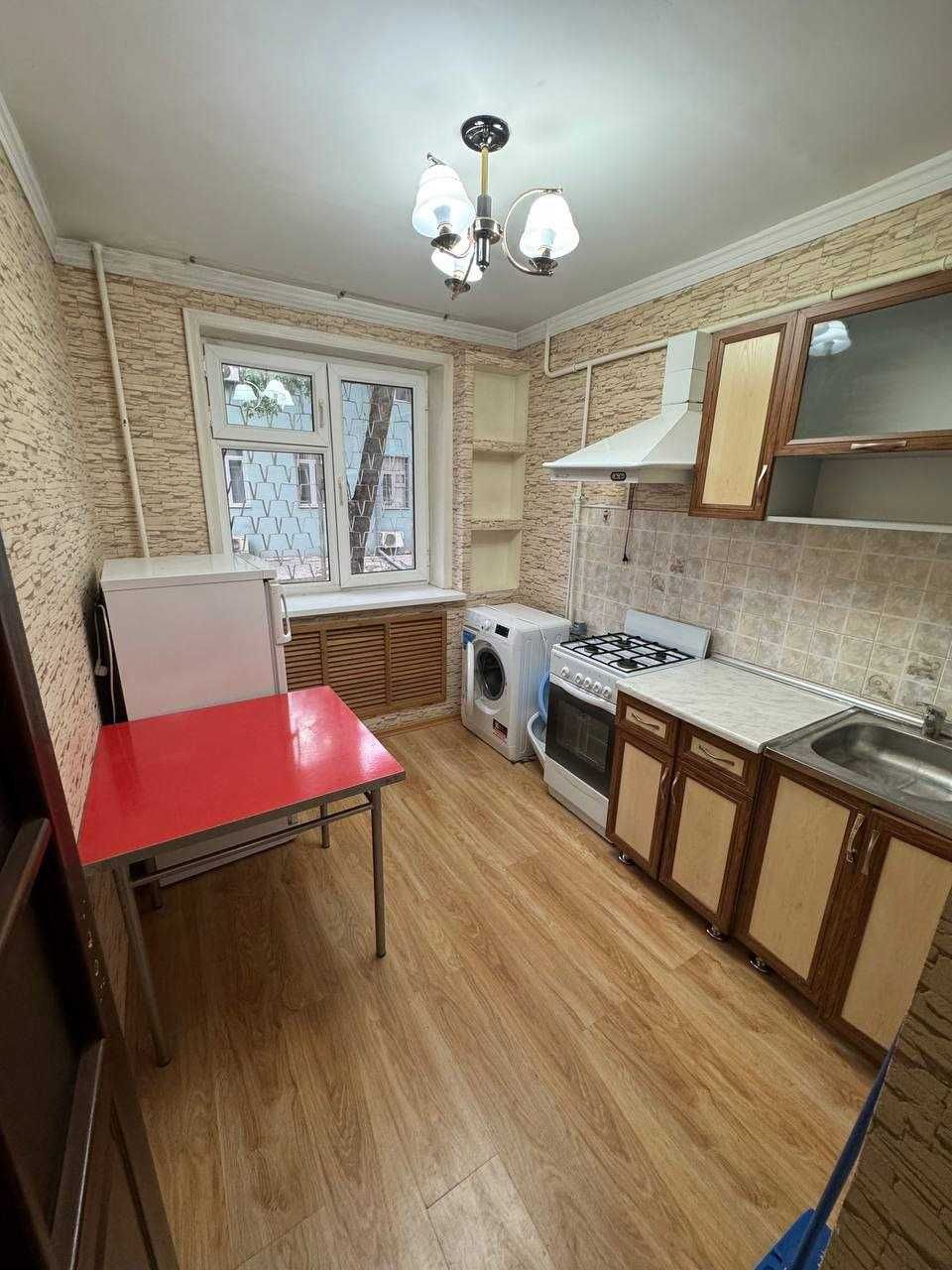Продается квартира своя 1/2/5 кирпичный дом B&B Океан