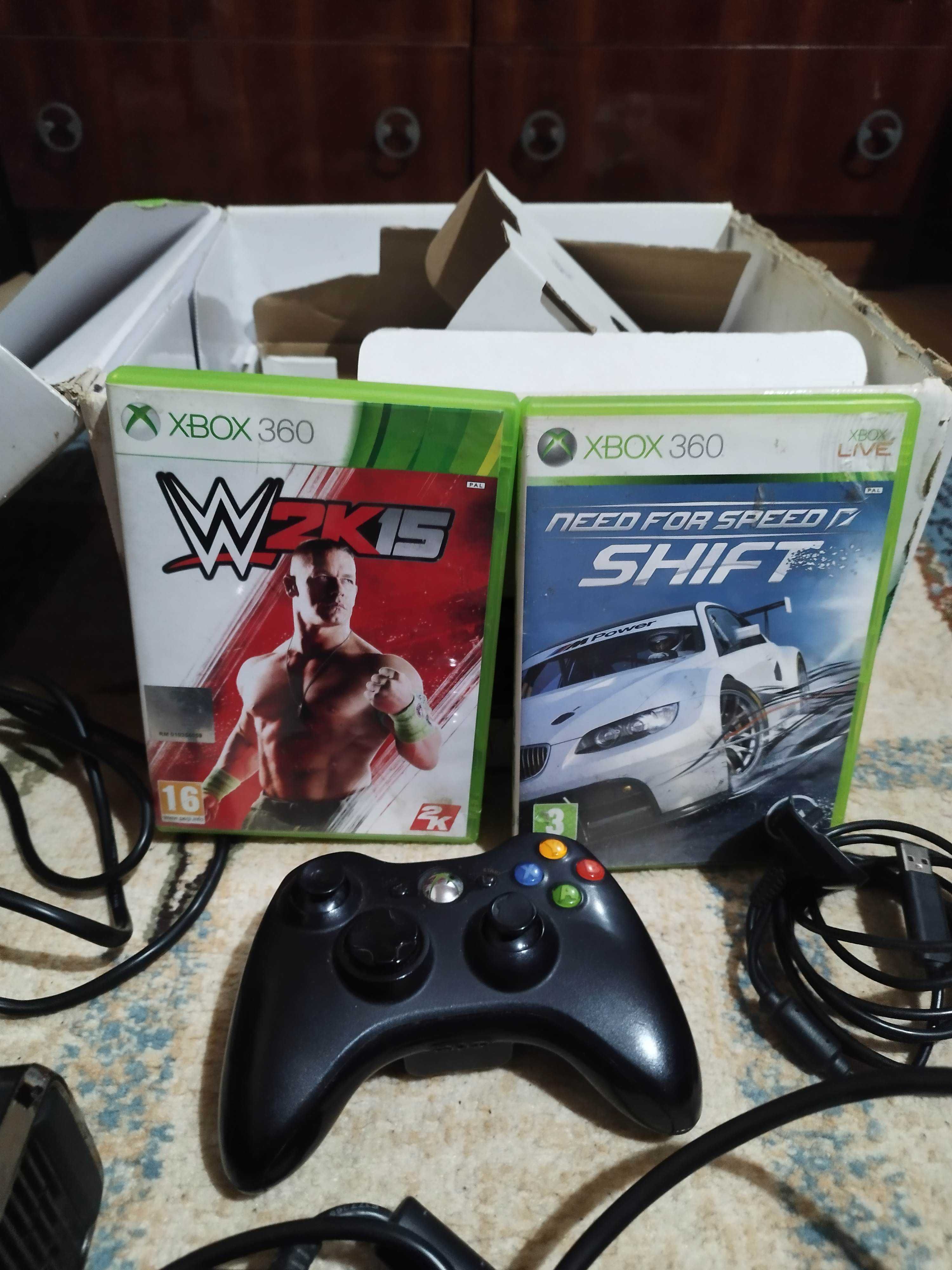 Xbox360 Slim + 2 игри