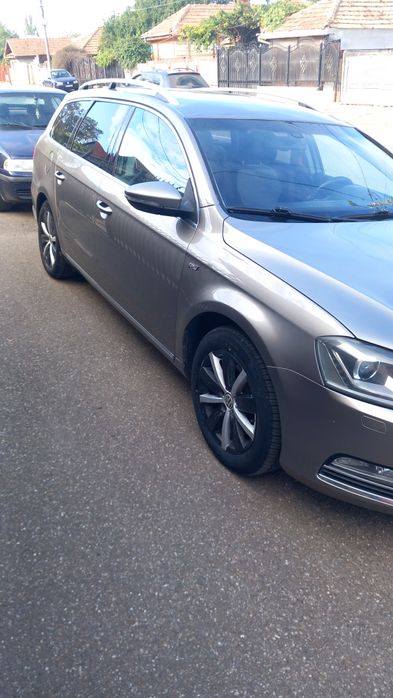 Vând Passat b7 2012 2.0l 170cp