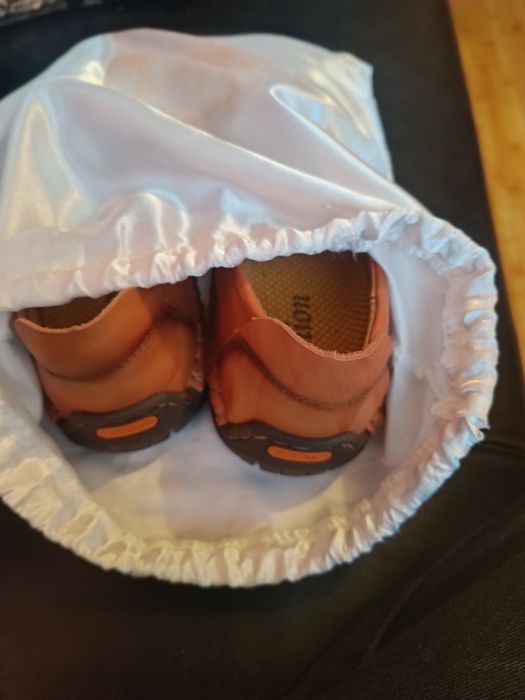 Pantofi bărbați nepurtati piele