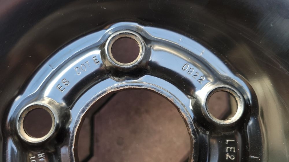 Jante  R15 oțel 5x100 ET 40 originale vw,audi,skoda seat