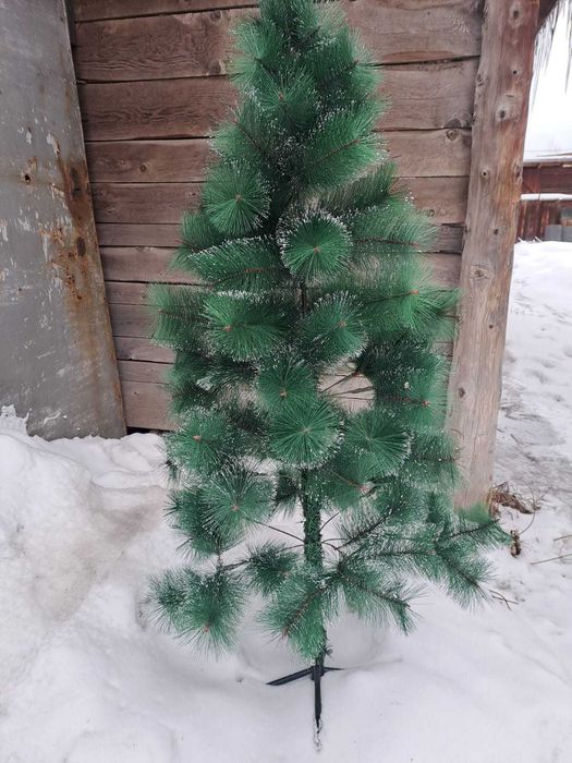 Продам елку искусственную