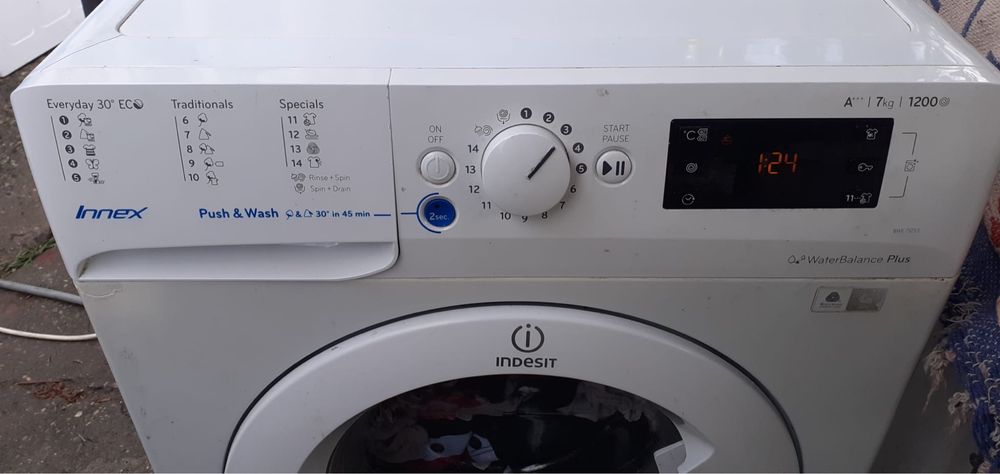 Masina de spalat haine