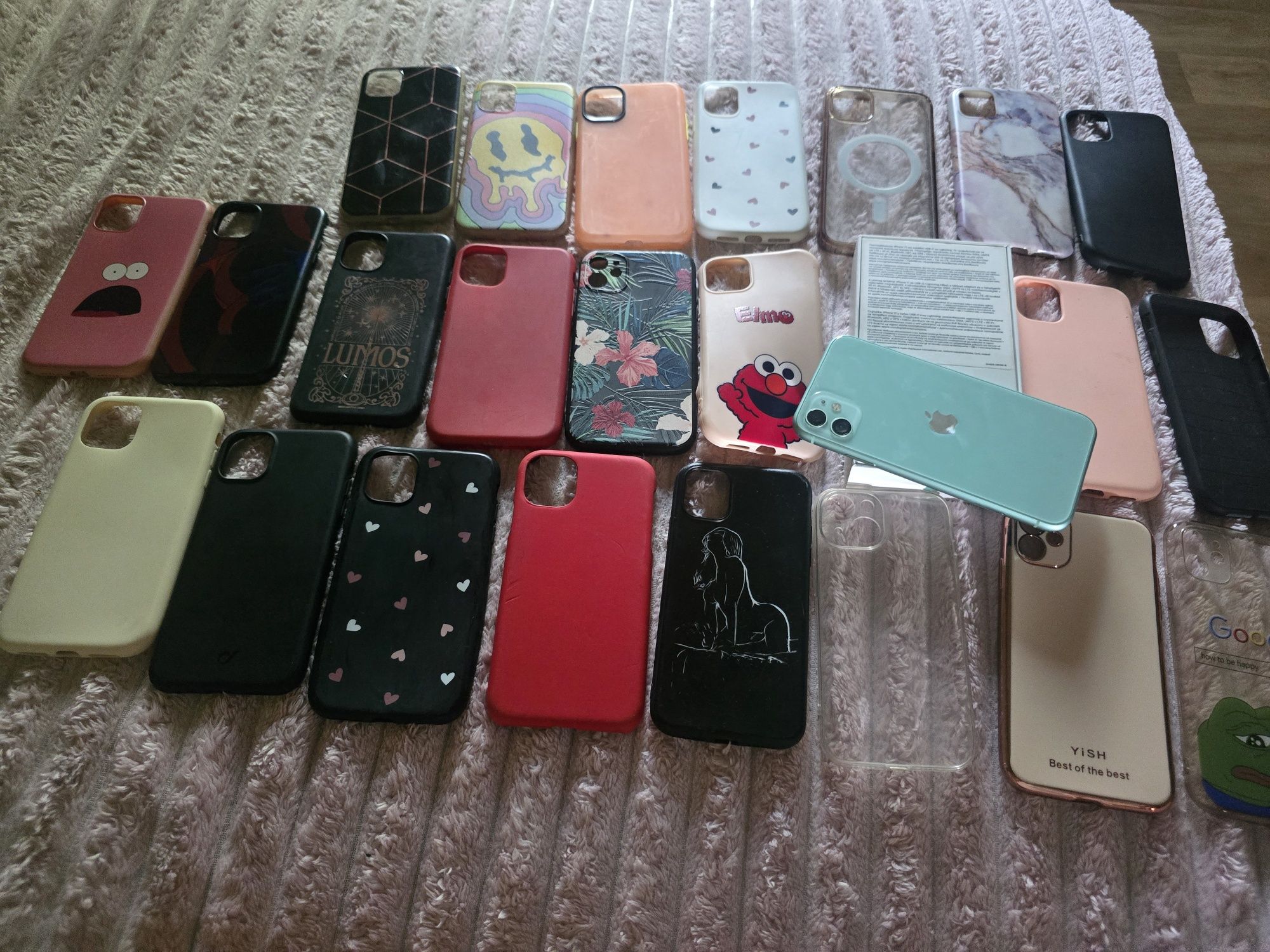 Продавам iPhone 11