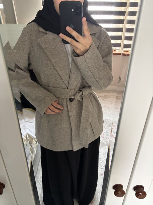 Zara оригинал пиджак из шерсти