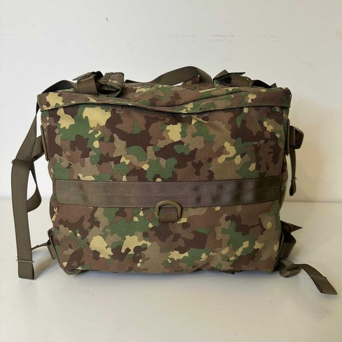 Rucsac militar mic in culorile fortelor terestre