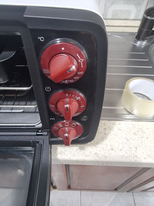Cuptor Electric Delonghi
