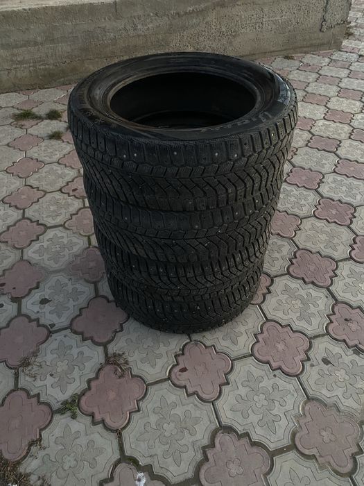 зимние шины в отличном состоянии