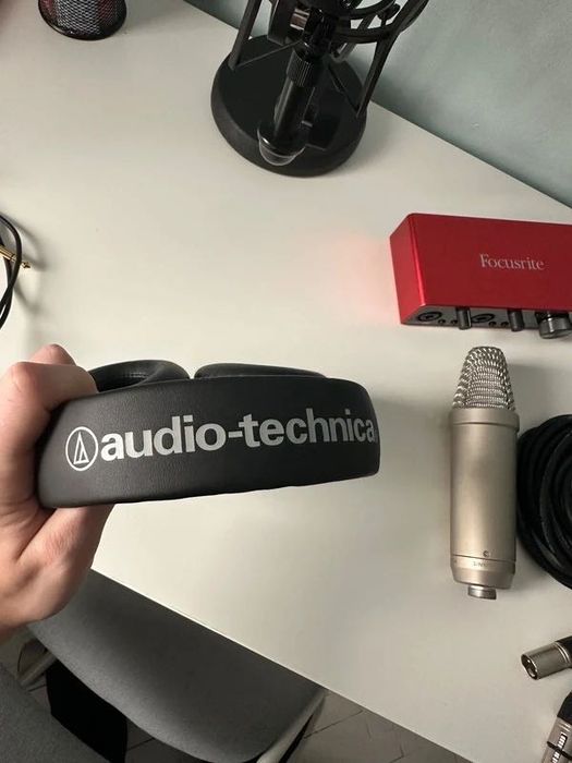 Kit Complet Podcast/Voiceover: Rode NT1-A + ATH-M50x + Scarlett 2i2