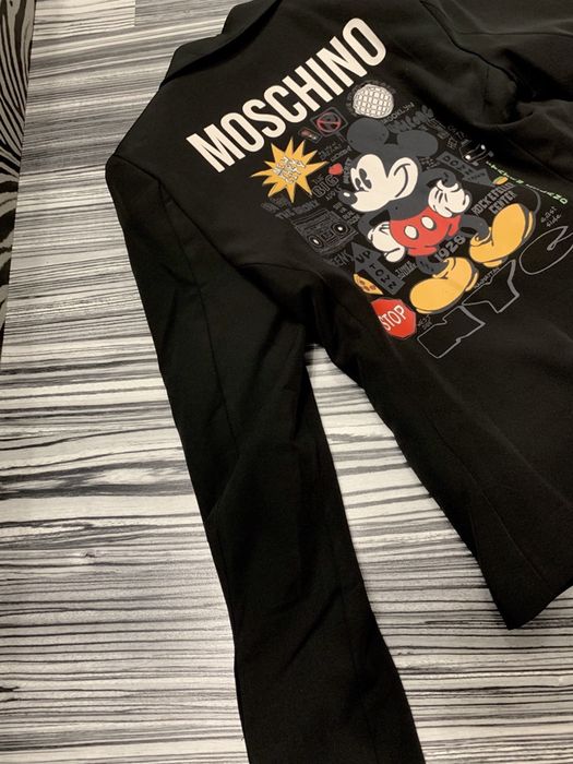 Sacou MOSCHINO -colecția noua-!poze reale 100% Marimi : S,M , L xl