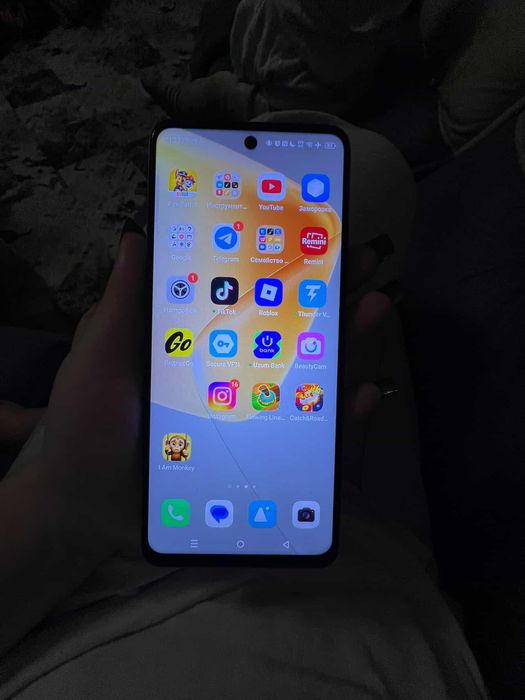 Infiniks hot 50 mobil