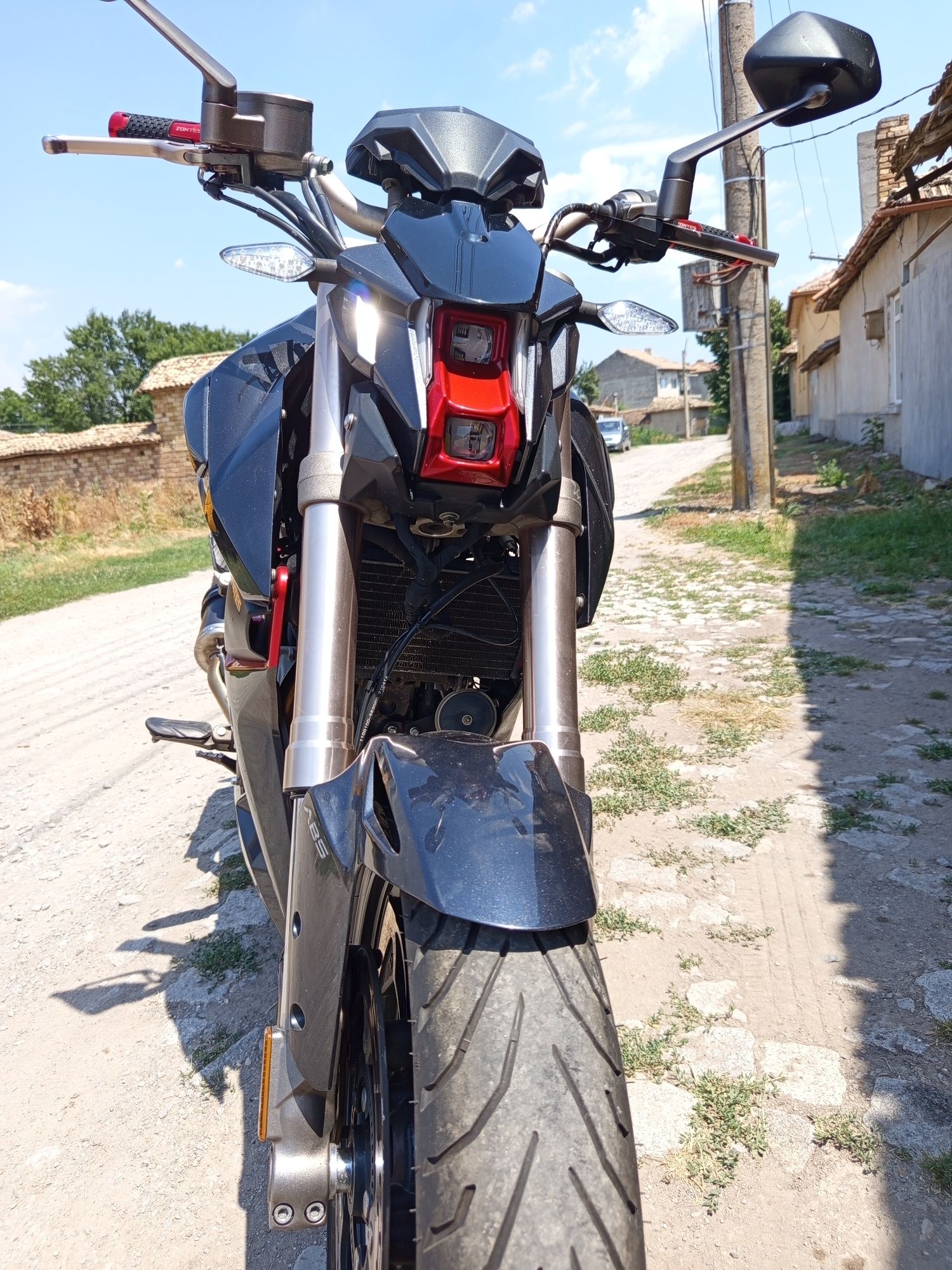 Zontes Beneli 125