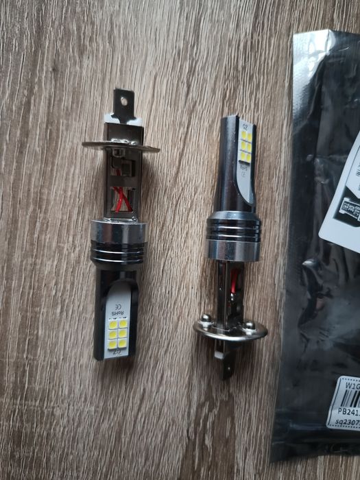 Set 2 becuri led h1