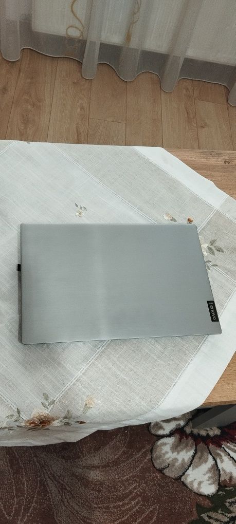Laptop LENOVO IdeaPad S145-15IWL