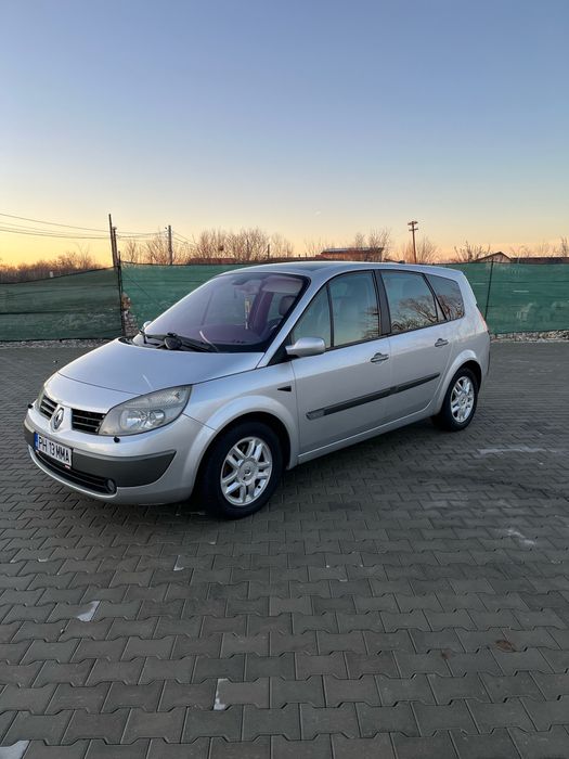 Renault Grand Scenic 2