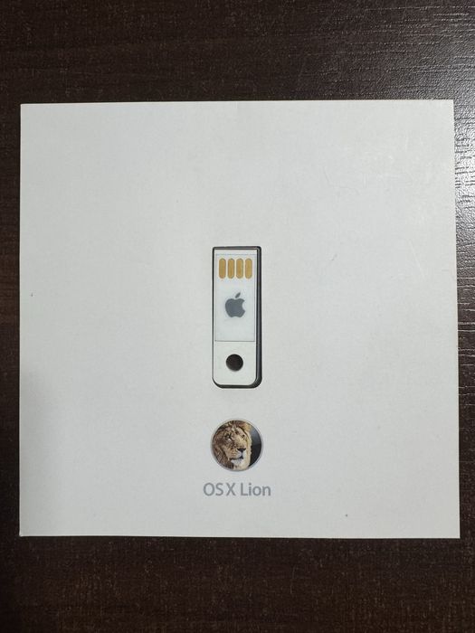Apple OS X Lion USB Drive (A1384) — оригинальный установочный носитель