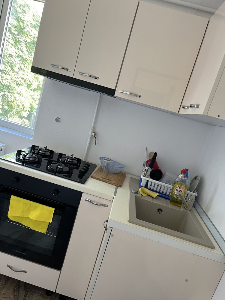 Inchiriez apartament in Dragasani