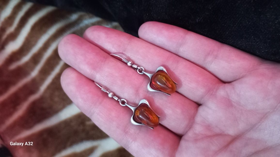 Серебрянные Сережки с янтарином, проба 925