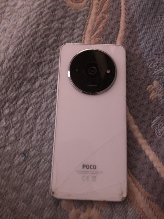 Продам телефон poco