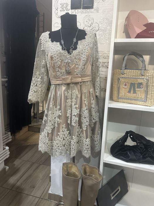 Rochita pentru Revelion cu paiete nude , atelier Dorya