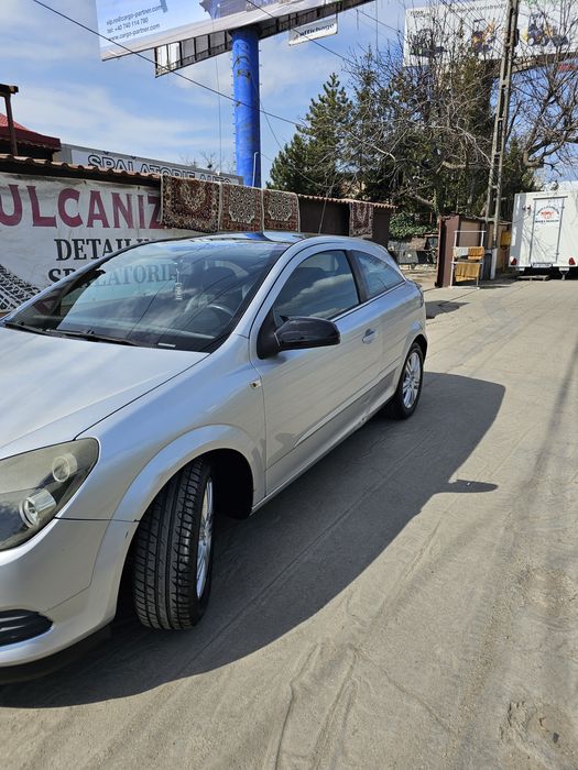 Opel astra h gtc