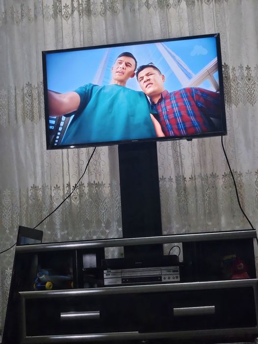 Tv 40li sotiladi