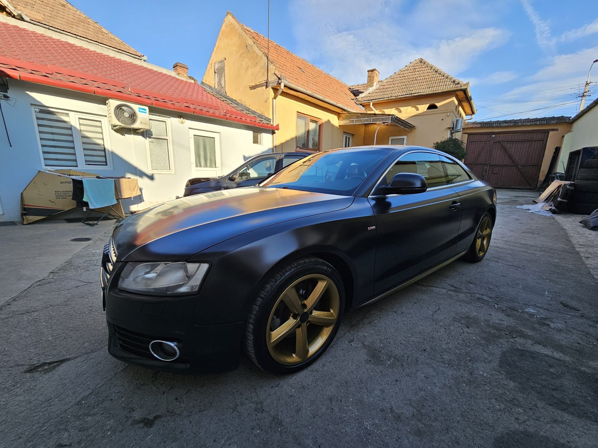 Audi A5 / Vopsit Recent [negru santin] / BASS 3000W (1700EUR]