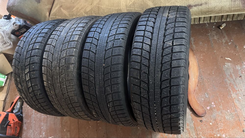 Продам резина 225/55/17 шины