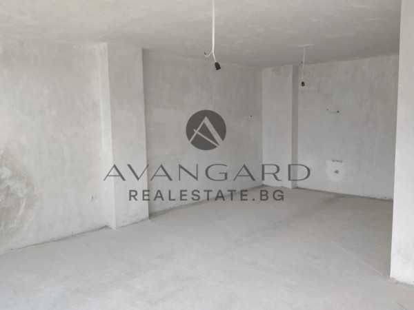 Продава се Двустаен апартамент в Пловдив, Кършияка - 125 кв.м за 1120 €/кв.м - Снимка #1