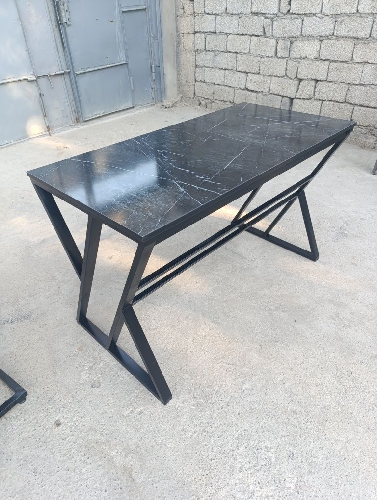 Stol loft BLEK 2025