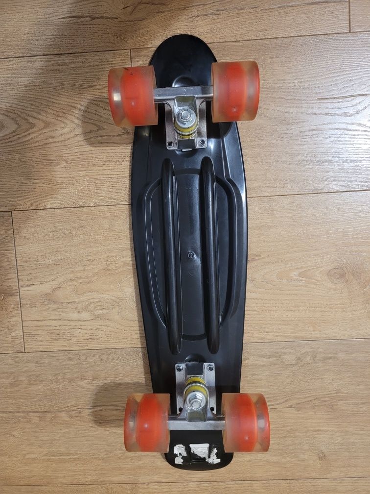 Vand penny board cu lumini