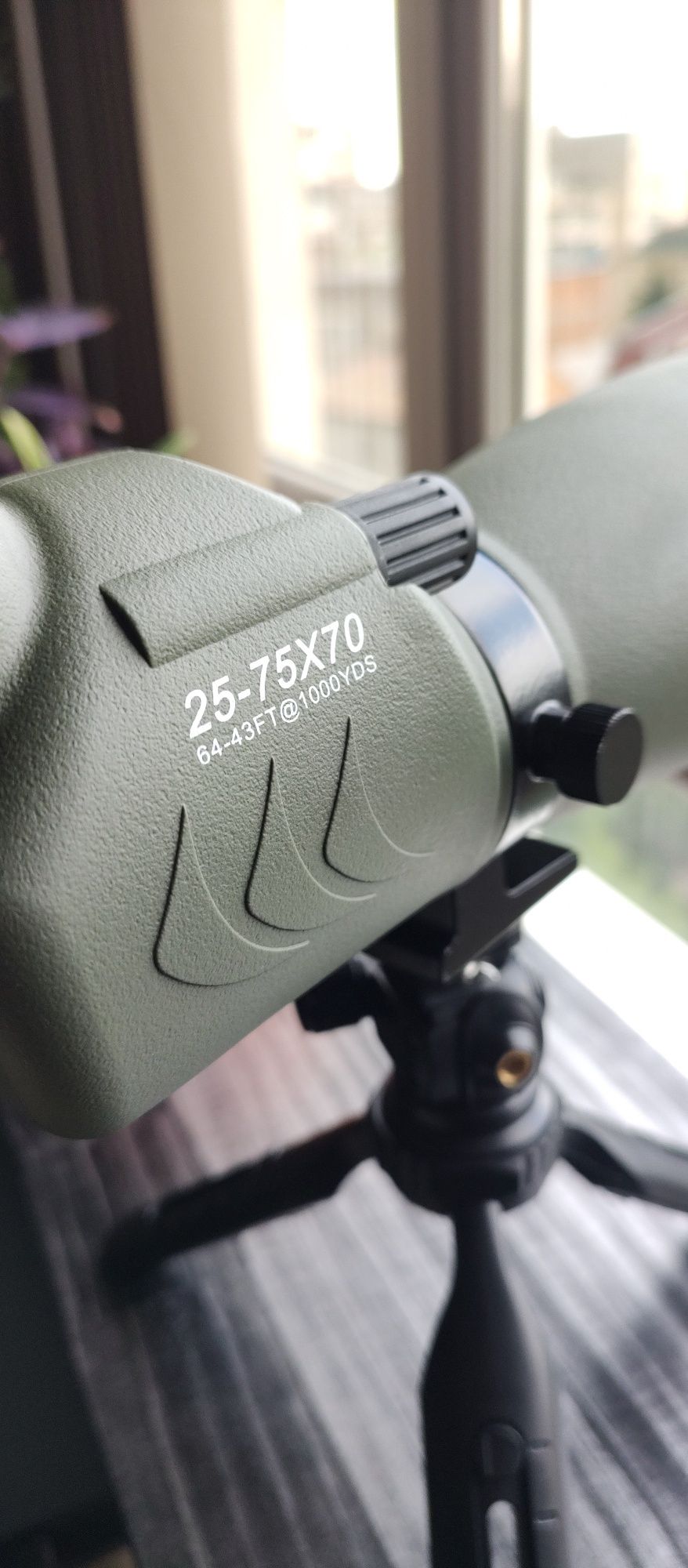 Мощен монокуляр на известната марка Shooin Optics 25-75 х 70