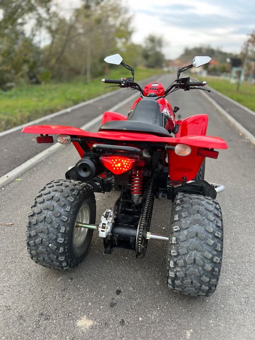 Vand ATV Kymco kxr 250  automat.