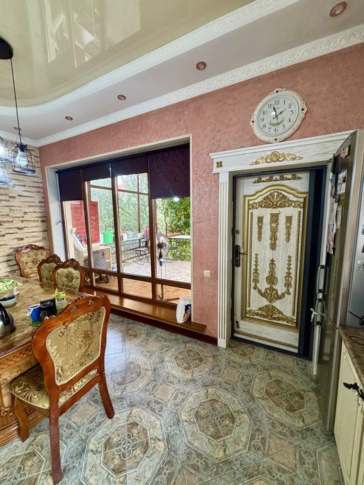 Продам дом 7 комнат п.Абай
