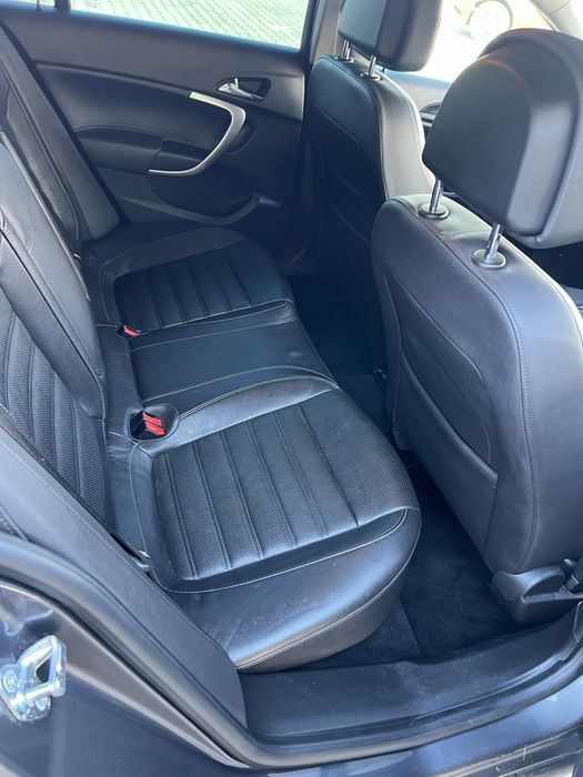 Opel Insignia 2.0 Diesel 160 CP Automata